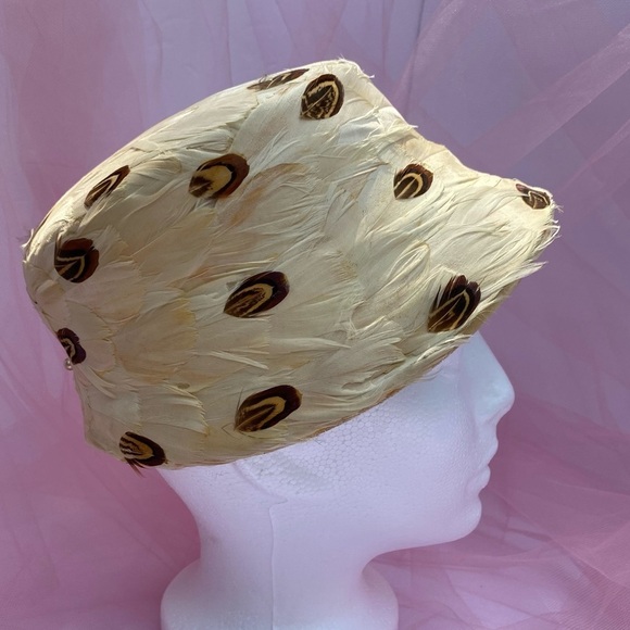 Vintage Feather Cloche Bucket Hat - Picture 9 of 9
